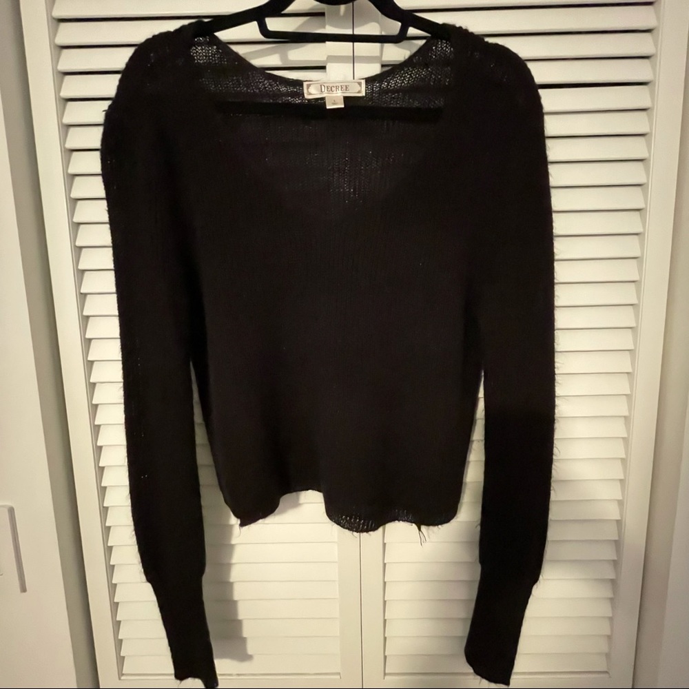 Black cropped sweater